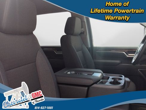 New 2025 GMC Sierra 2500 SLE w/ SLE Value Package; image 31