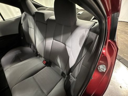 Used 2022 Toyota Corolla SE image 29