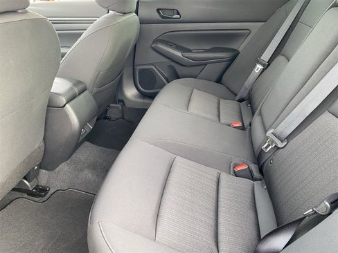 New 2025 Nissan Altima 2.5 SV image 18