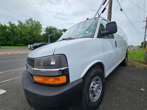 Used 2023 Chevrolet Express 3500 w/ Driver Convenience Package RWD image 1