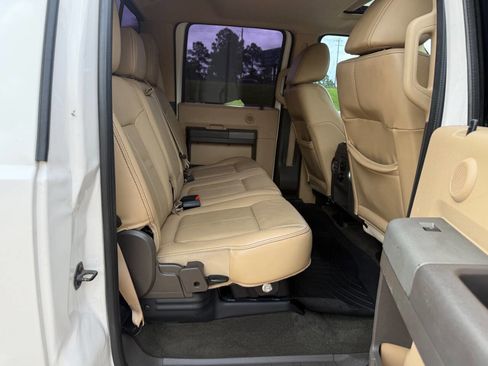 Used 2011 Ford F250 Lariat w/ Lariat Ultimate Pkg AWD/4WD image 18