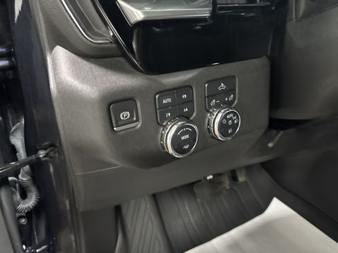 Used 2023 GMC Sierra 1500 Elevation AWD/4WD image 16
