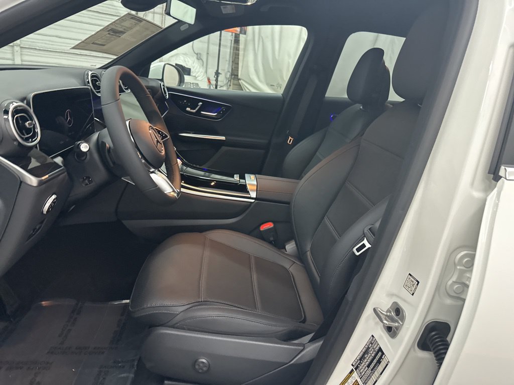 Used 2026 Mercedes-Benz GLC 300 image 17