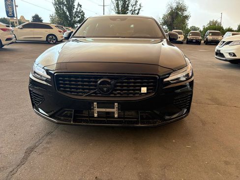Used 2022 Volvo S60 T8 R-Design AWD/4WD image 3