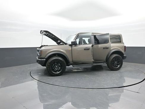 New 2026 Ford Bronco Badlands image 37