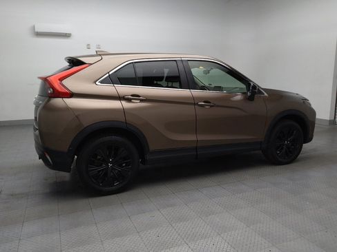 Used 2018 Mitsubishi Eclipse Cross LE image 10
