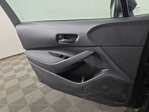 Used 2023 Toyota Corolla LE image 26