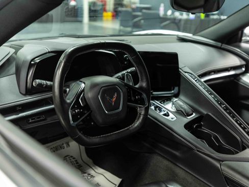 Used 2020 Chevrolet Corvette Stingray Preferred Cpe w/ 2LT Preferred Equipment Group RWD image 7