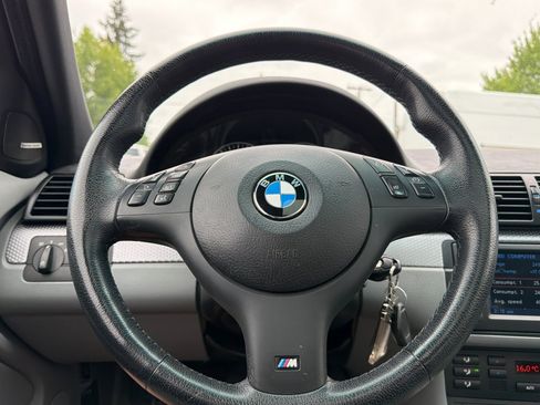 Used 2005 BMW 330i Sedan RWD image 20