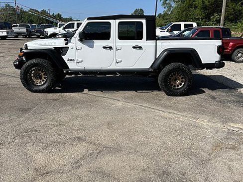 Used 2020 Jeep Gladiator Sport w/ Quick Order Package 24S AWD/4WD image 4