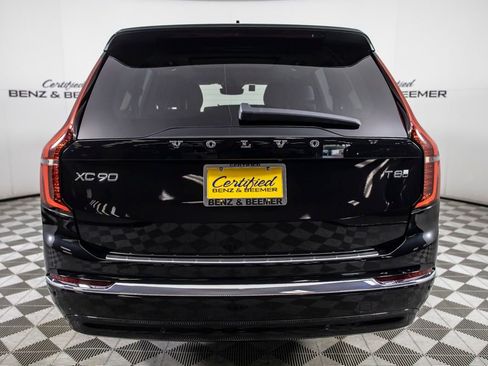 Used 2025 Volvo XC90 T8 Plus w/ Protection Package Premier AWD/4WD image 7