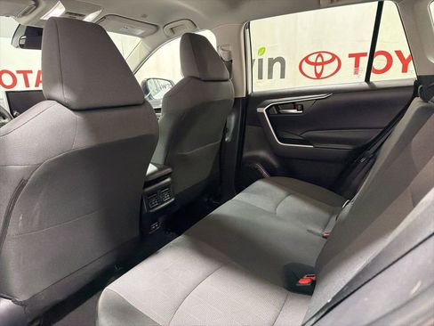 Used 2025 Toyota RAV4 XLE image 19