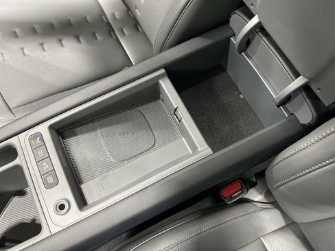 New 2026 Kia EV9 Wind image 24