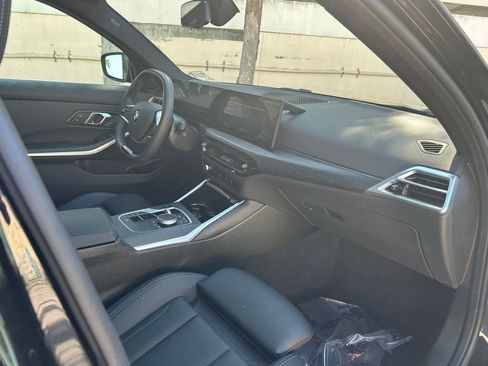 Used 2025 BMW 330i Sedan RWD image 33