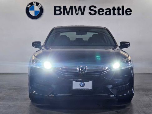Used 2016 Honda Accord LX image 6