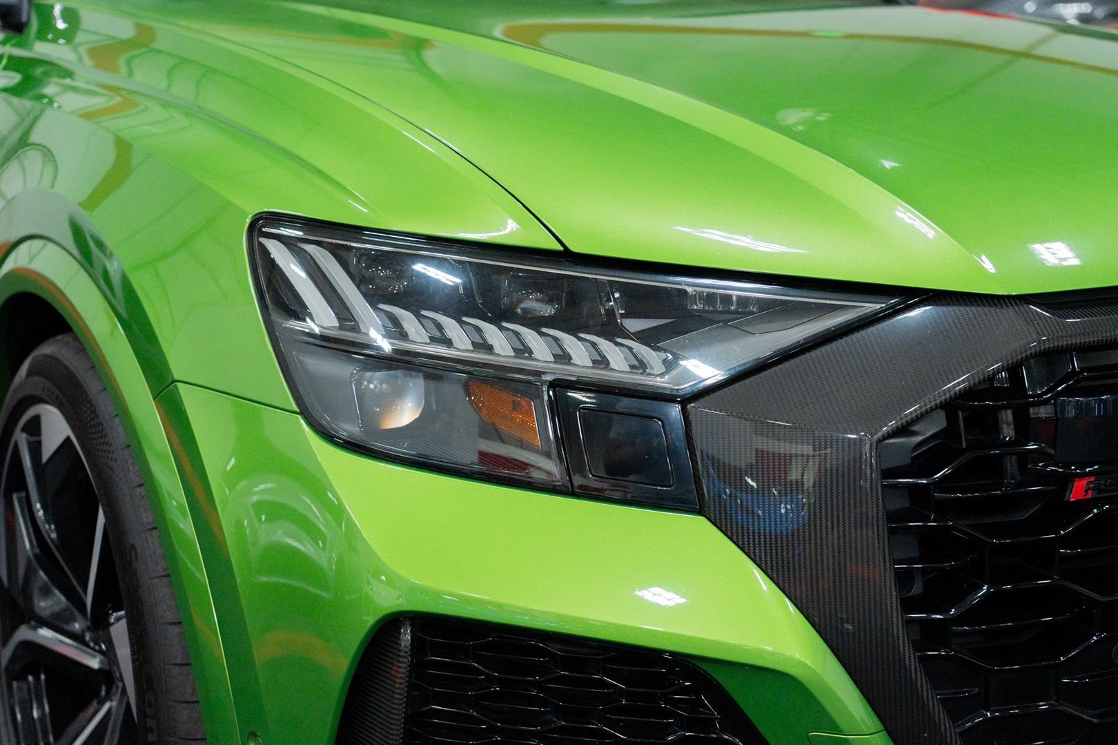Used 2023 Audi RS Q8 w/ Black Optic Package AWD/4WD image 11
