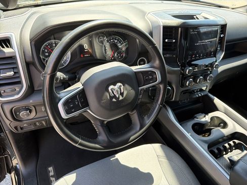 Used 2021 RAM 1500 Big Horn RWD image 17