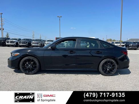 Used 2025 Honda Civic Sport image 4