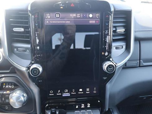 New 2026 RAM 1500 Laramie AWD/4WD image 23