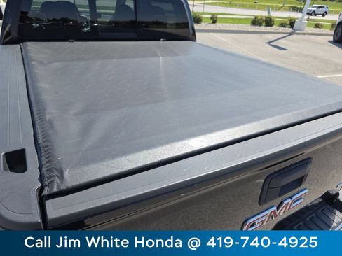 Used 2019 GMC Canyon SLE w/ Elevation Edition AWD/4WD image 15