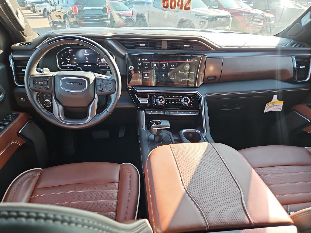 Used 2024 GMC Sierra 1500 Denali Ultimate AWD/4WD image 8