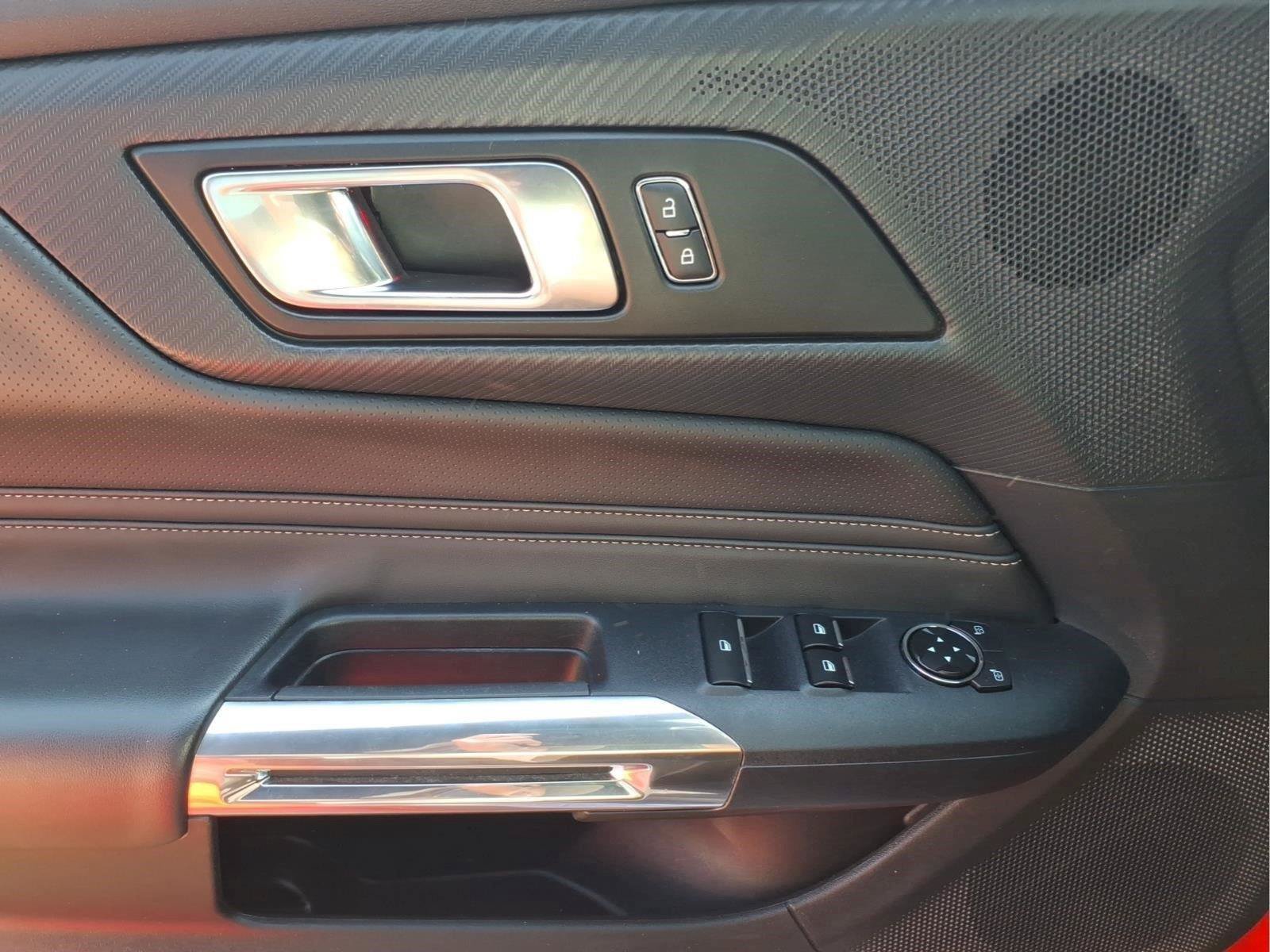 Used 2025 Ford Mustang Premium RWD image 15