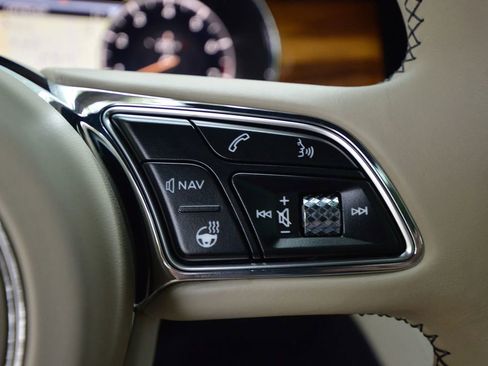 Used 2021 Bentley Continental GT image 32