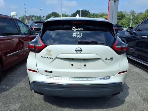 Used 2020 Nissan Murano SL w/ Moonroof Package FWD image 3