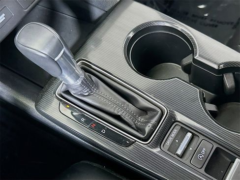 Used 2024 Honda Civic Sport image 28