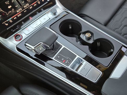 New 2026 Audi RS 6 performance image 24