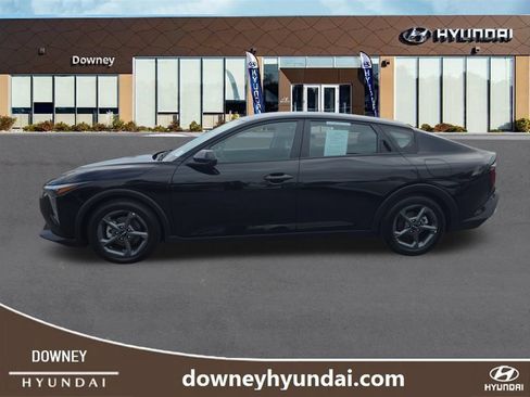 Used 2025 Kia K4 FWD image 2