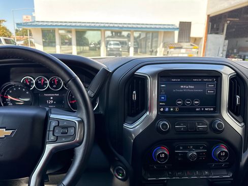 Used 2022 Chevrolet Silverado 1500 LT w/ LPO, Liner Protection Package RWD image 17