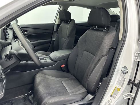 Certified 2025 Honda Accord SE image 14