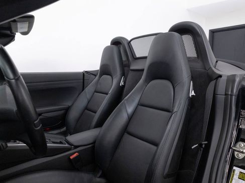 Certified 2013 Porsche Boxster RWD image 5