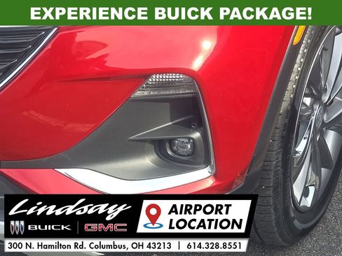 Used 2020 Buick Encore GX Essence w/ Experience Buick Package image 3