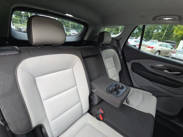 Used 2022 GMC Terrain SLE w/ Driver Convenience Package FWD image 17
