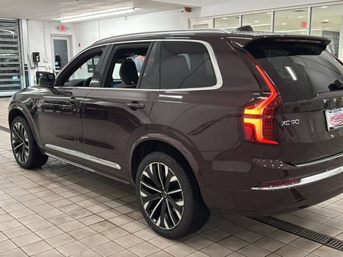 New 2026 Volvo XC90 T8 Ultra w/ Protection Package Premier AWD/4WD image 7