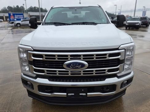 Used 2023 Ford F250 XLT w/ FX4 Off-Road Package image 8