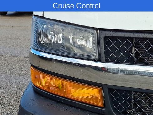 Certified 2021 Chevrolet Express 2500 w/ Driver Convenience Package image 10