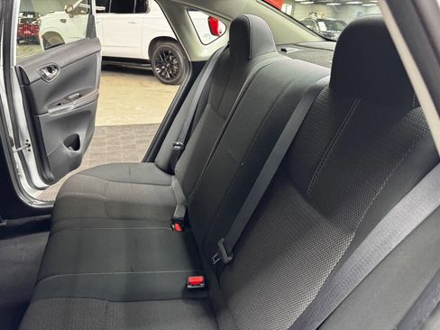 Used 2018 Nissan Sentra S image 41