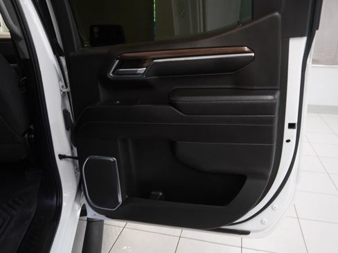 Used 2023 Chevrolet Silverado 1500 LT Trail Boss w/ Protection Package AWD/4WD image 22
