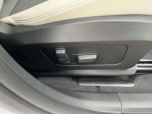 New 2026 BMW X2 xDrive28i w/ Technology Package image 37