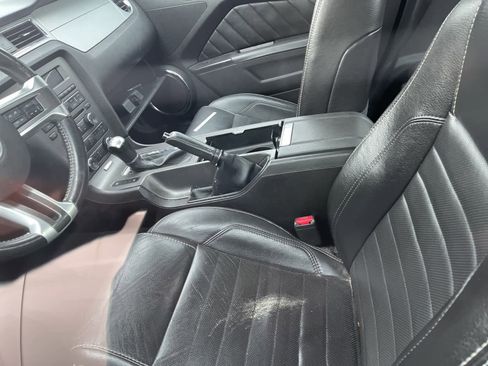 Used 2010 Ford Mustang Coupe image 27