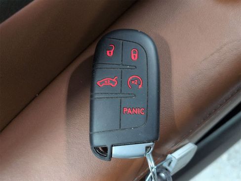 Certified 2019 Jeep Grand Cherokee Summit w/ Platinum Series Group image 38