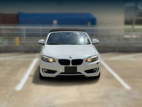 Used 2015 BMW 228i Convertible RWD image 3