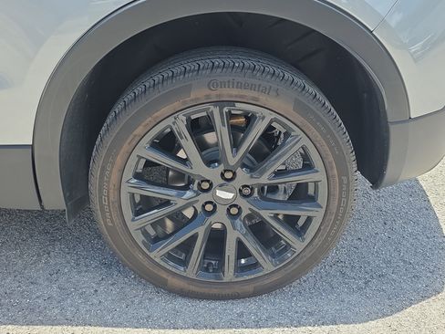 Used 2023 Cadillac XT4 Sport w/ Driver Assist Package FWD image 13