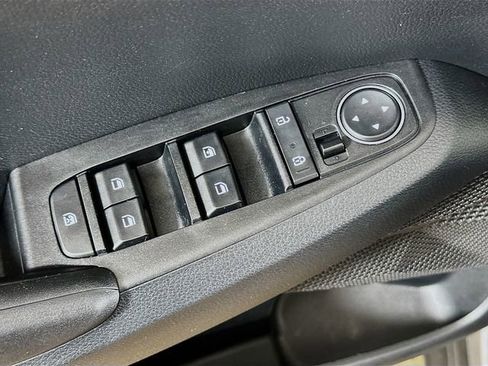Used 2023 Kia Seltos LX AWD/4WD image 13