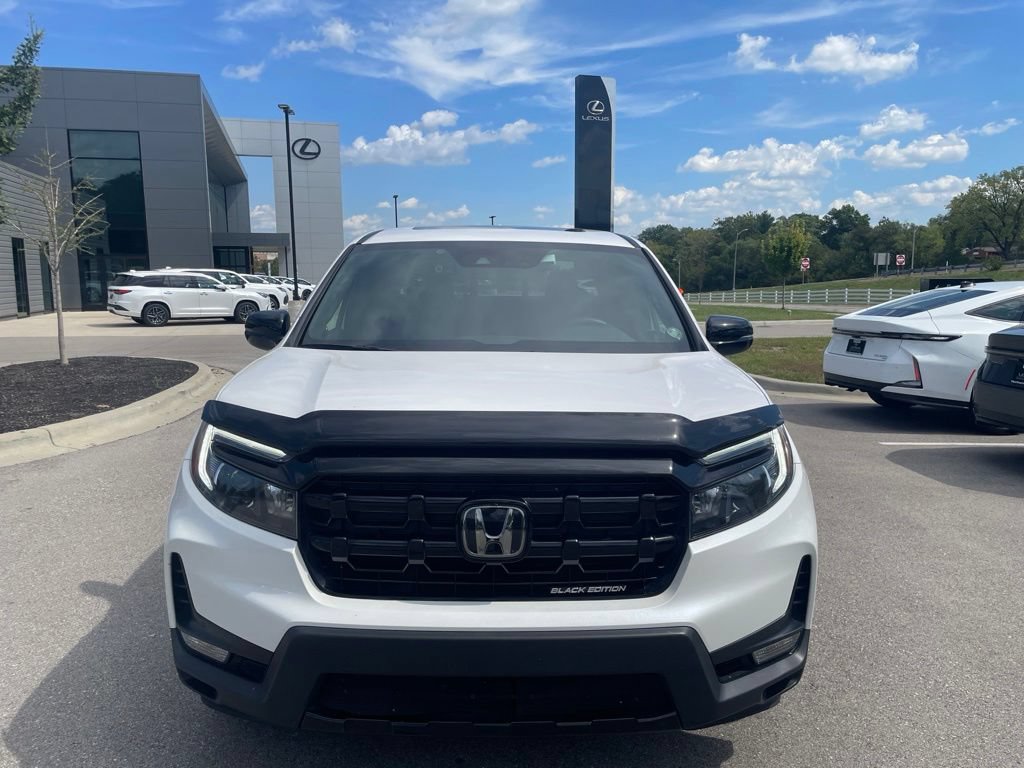 Used 2025 Honda Ridgeline Black Edition image 4