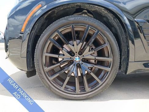 Used 2024 BMW X5 xDrive40i w/ M Sport Package AWD/4WD image 5