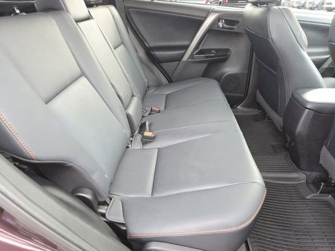 Used 2017 Toyota RAV4 SE image 23